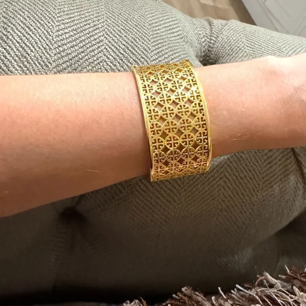 Tory Burch Miller Logo cuff 18k gold